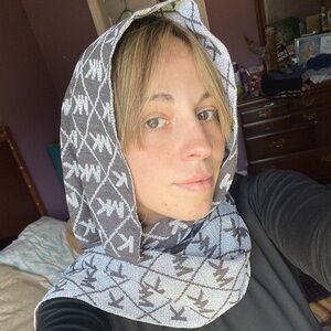 Michael Kors scarf / head wrap